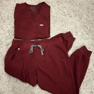 Figs jogger set